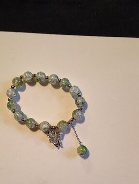 Green Crackle Glass Bead Charm Bracelet by
